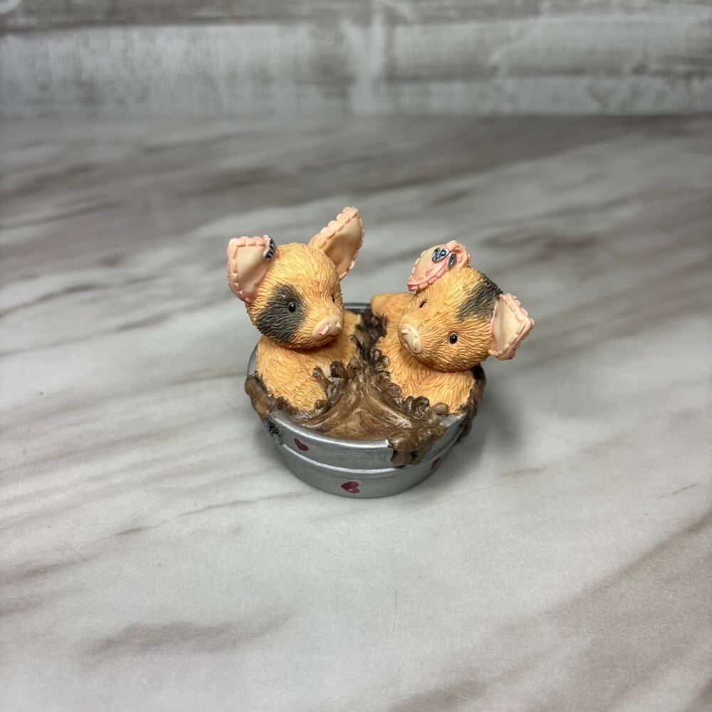 Vintage Enesco This Little Piggy Sloppy Hogs and Kisses Figurine